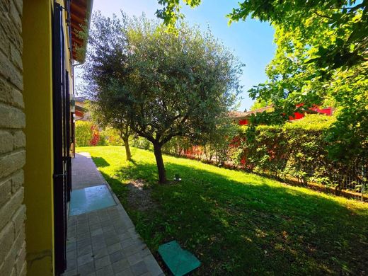 Luxury House for sale in Parma, 738 000 €, Photo 4