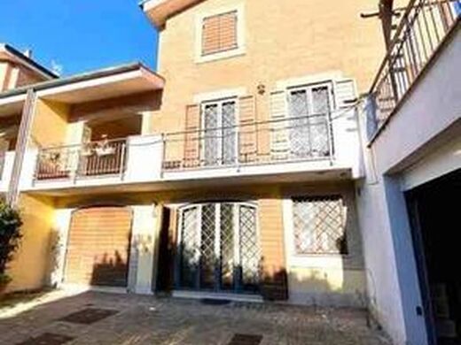 Luxury House for sale in Rome, 790 000 €, Photo 5