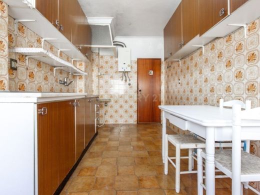 Appartement de luxe à vendre à Amadora, 510 000 €, Photo 6