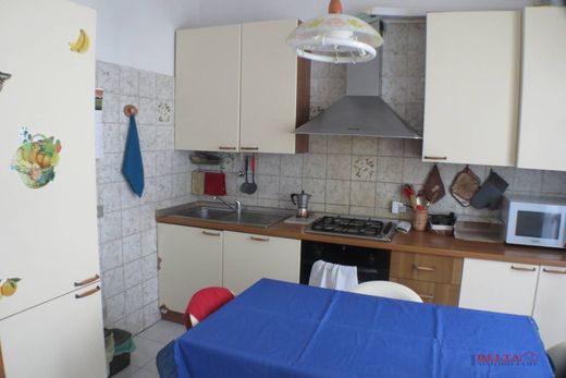 Maison de luxe à vendre à Livorno, 499 000 €, Photo 7