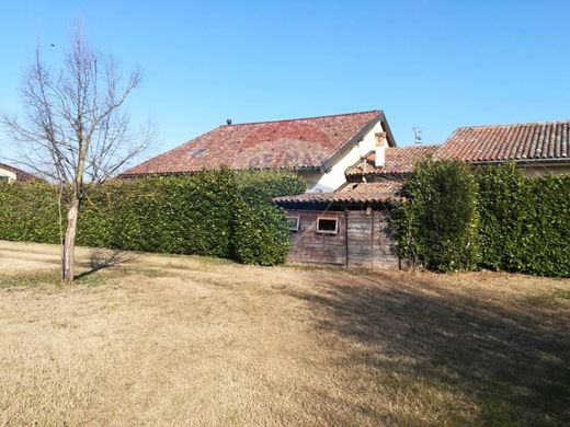 Luxury House for sale in Torre d'Isola, 780 000 €, Photo 1