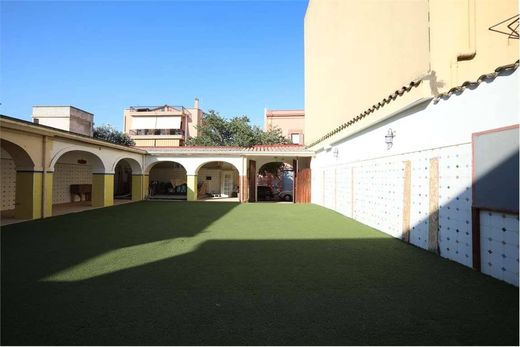 Maison de luxe à vendre à Quartu Sant Elena, 650 000 €, Photo 2