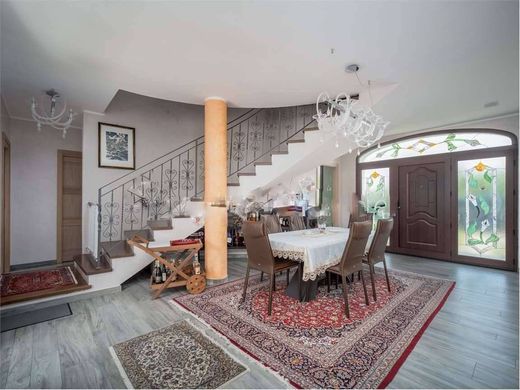 Luxury House for sale in Carpi Centro, 820 000 €, Photo 4