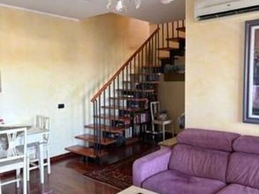 Luxury Apartment for sale in Parma, 570 000 €, Photo 4