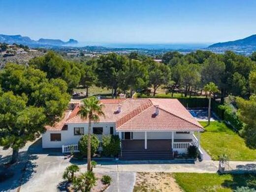 Maison de luxe à vendre à La Nucia, 950 000 €, Photo 1