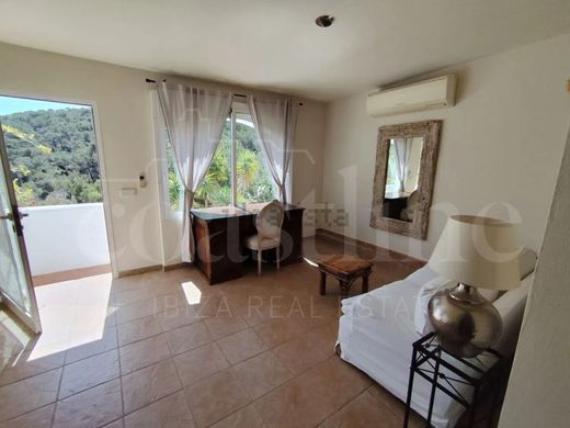 Maison de luxe à vendre à Santa Eulària des Riu, 1 300 000 €, Photo 3