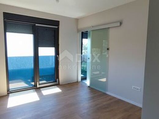 Appartement de luxe à vendre à Zadar, 475 000 €, Photo 1