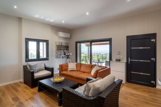 Maison de luxe à vendre à Ormýlia, 800 000 €, Photo 2