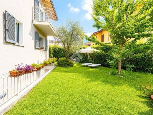 Luxury House for sale in Dervio, 630 000 €, Photo 3