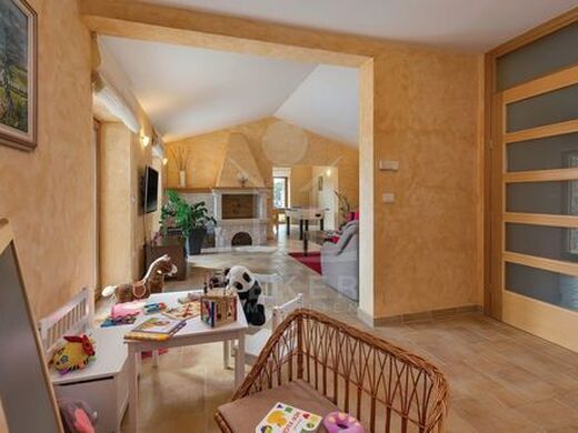 Luxury House for sale in Vodnjan, 790 000 €, Photo 5