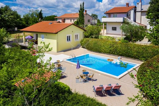 Maison de luxe à vendre à Žminj, 1 300 000 €, Photo 7