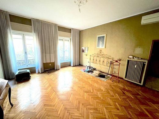 Luxury Apartment for sale in Milan, 1 890 000 €, Photo 1