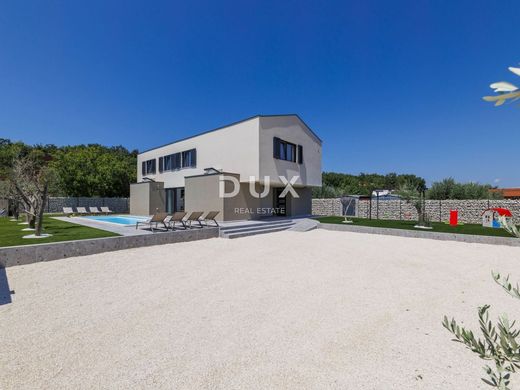 Maison de luxe à vendre à Marcana, 882 000 €, Photo 2