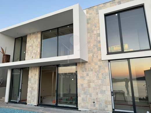 Maison de luxe à vendre à Rogoznica, 1 000 000 €, Photo 3