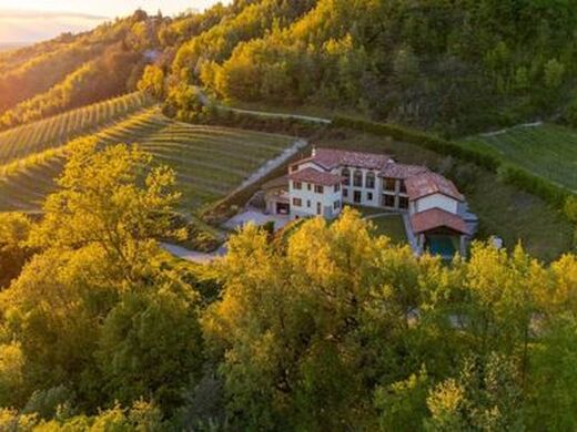 Luxury House for sale in Alba, 3 900 000 €, Photo 3