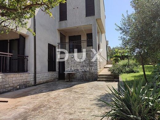 Luxury House for sale in Pula, 0 €, Photo 6