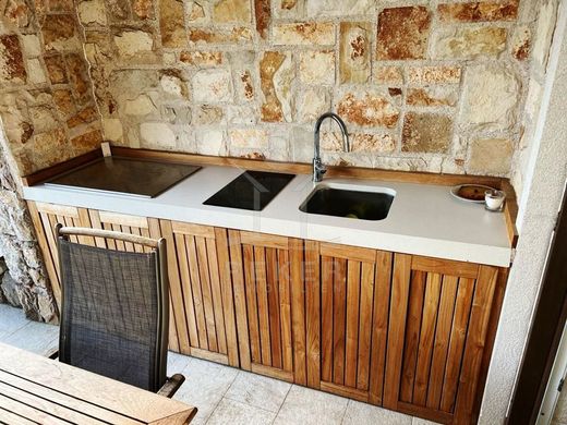Maison de luxe à vendre à Punat, 650 000 €, Photo 6