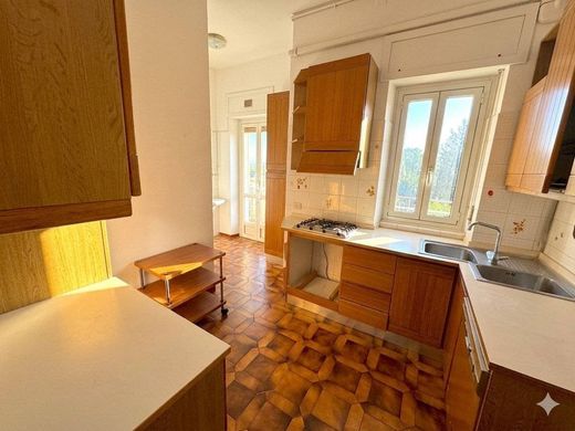 Luxury Apartment for sale in Milan, 1 890 000 €, Photo 6