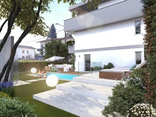 Luxury House for sale in Mozzate, 520 000 €, Photo 7
