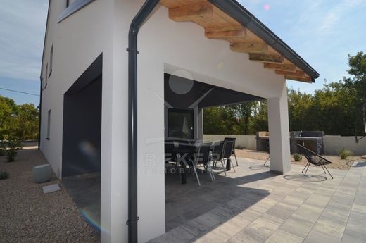 Maison de luxe à vendre à Šilo, 620 000 €, Photo 7