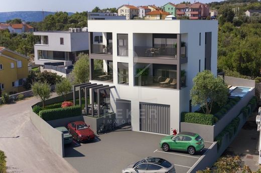 Appartement de luxe à vendre à Krk, 625 000 €, Photo 1