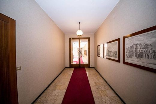 Luxury Apartment for sale in Milan, 2 600 000 €, Photo 3