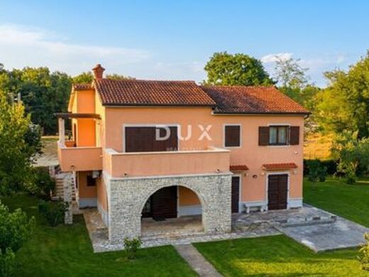 Maison de luxe à vendre à Brtonigla, 590 000 €, Photo 3