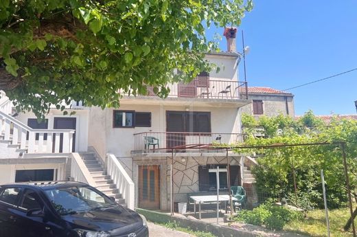 Maison de luxe à vendre à Krk, 400 000 €, Photo 5