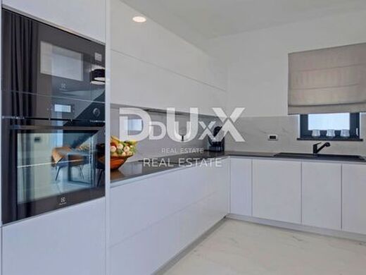 Maison de luxe à vendre à Barban, 690 000 €, Photo 6