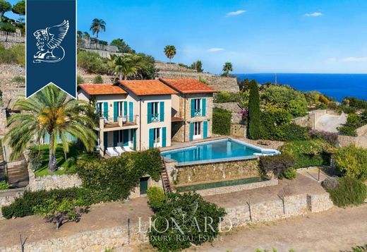 Luxury House for sale in Bordighera, 2 450 000 €, Photo 1