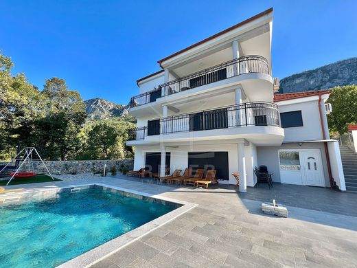 Appartement de luxe à vendre à Bribir, 520 000 €, Photo 2