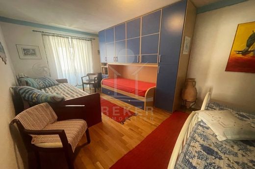 Appartement de luxe à vendre à Baška, 390 000 €, Photo 2