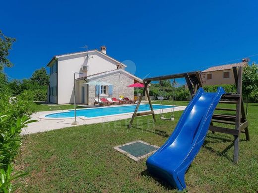 Maison de luxe à vendre à Barban, 518 000 €, Photo 2