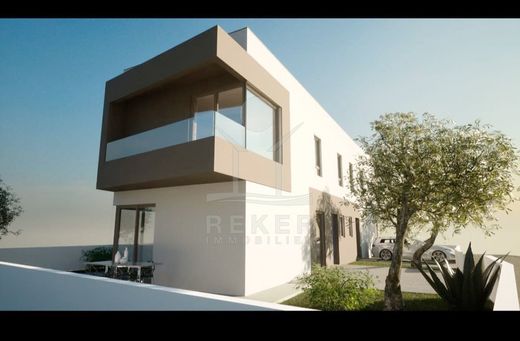 Maison de luxe à vendre à Zaboric, 418 782 €, Photo 2