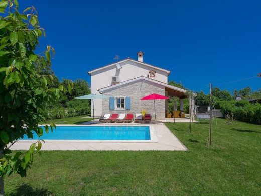 Maison de luxe à vendre à Barban, 518 000 €, Photo 3