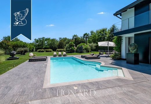 Luxury House for sale in Lainate, 2 300 009 €, Photo 3