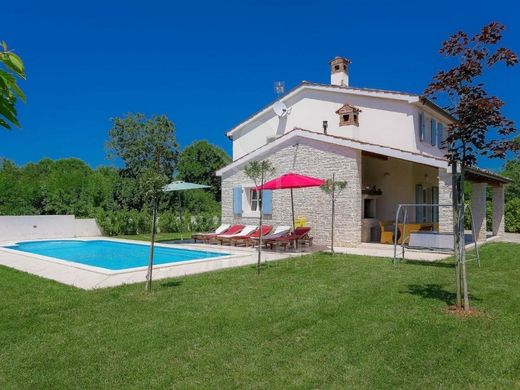 Maison de luxe à vendre à Barban, 518 000 €, Photo 4