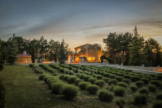 Maison de luxe à vendre à Lušetici, 2 200 000 €, Photo 4