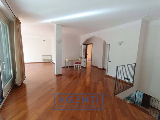 Appartement de luxe à vendre à Monza, 890 000 €, Photo 5