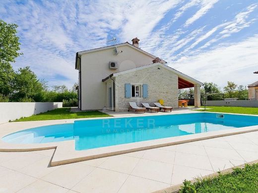 Maison de luxe à vendre à Barban, 518 000 €, Photo 6