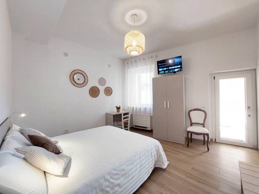 Maison de luxe à vendre à San Benedetto Del Tronto, 589 000 €, Photo 6