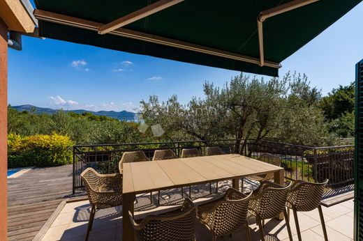 Luxury House for sale in Zadar, 1 750 000 €, Photo 6