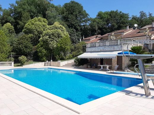 Luxury House for sale in Rome, 1 250 000 €, Photo 2