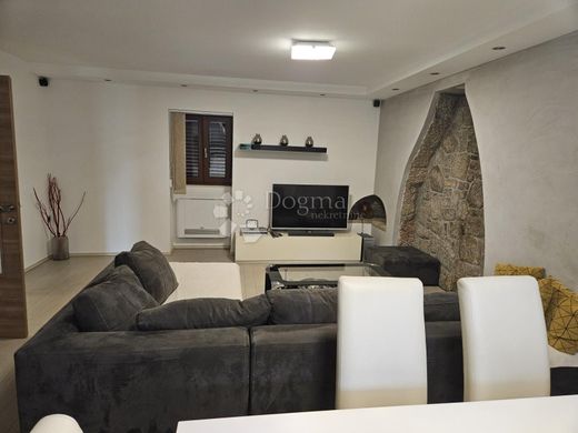Luxury House for sale in Vrbnik, 0 €, Photo 3