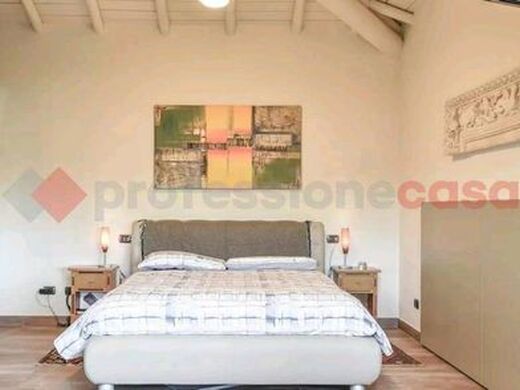 Luxury House for sale in Dormelletto, 1 240 000 €, Photo 3
