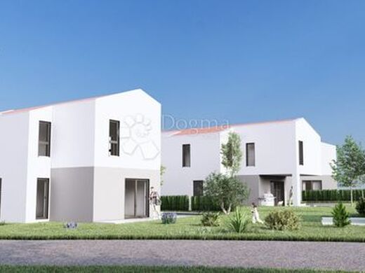 Maison de luxe à vendre à Vrsar, 625 000 €, Photo 4
