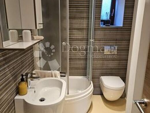 Luxury House for sale in Vrbnik, 0 €, Photo 5