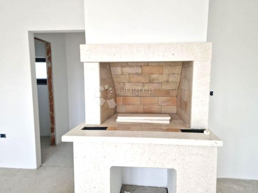 Maison de luxe à vendre à Vodnjan, 450 000 €, Photo 5