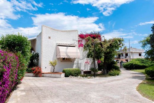 Luxury House for sale in Bari, 1 350 000 €, Photo 5