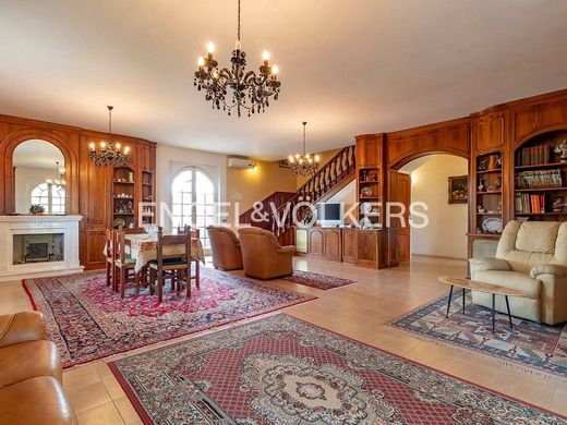 Luxury House for sale in Rome, 790 000 €, Photo 2